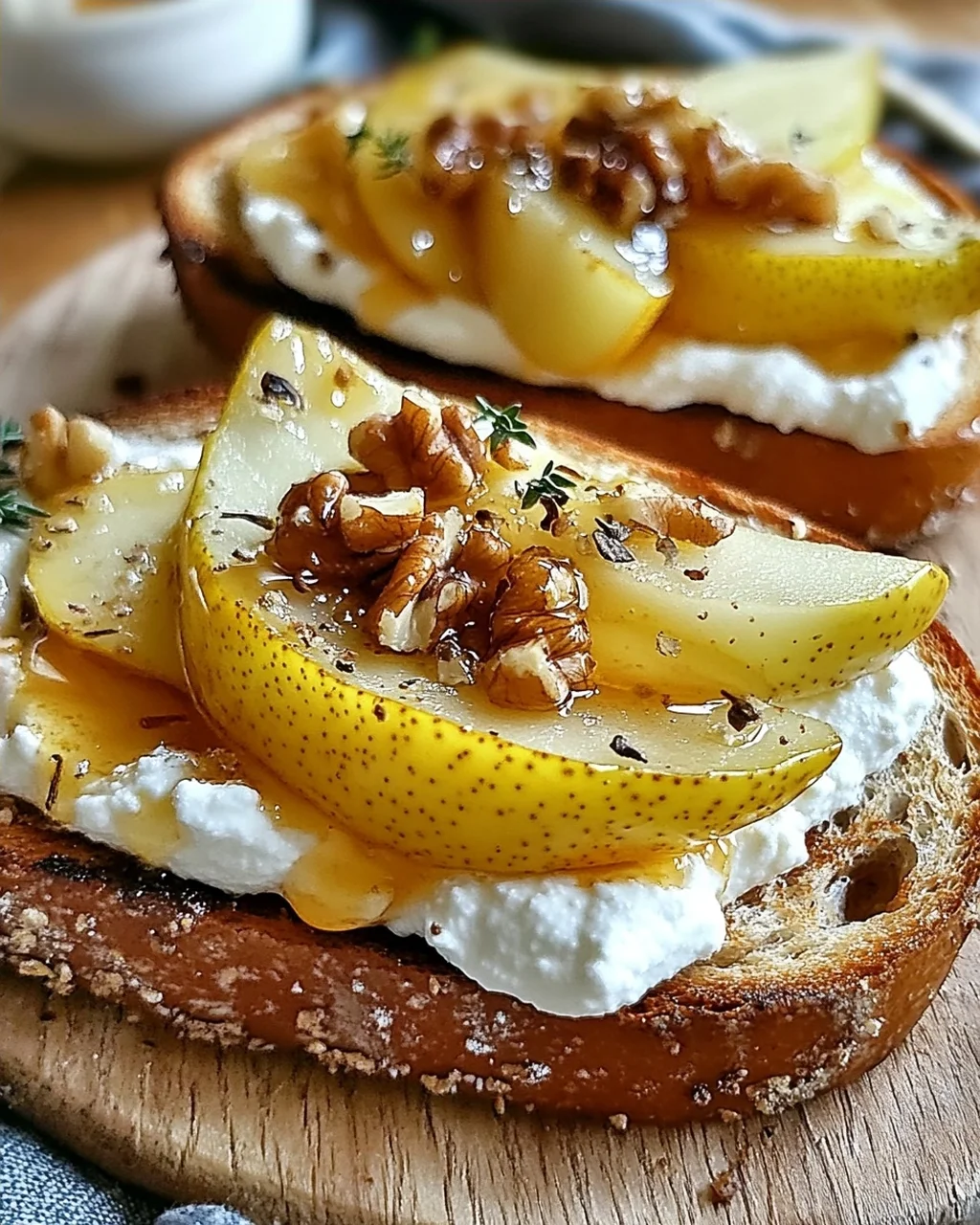 Birnen-Honig-Ricotta-Toast: Süßes Vergnügen für Genießer